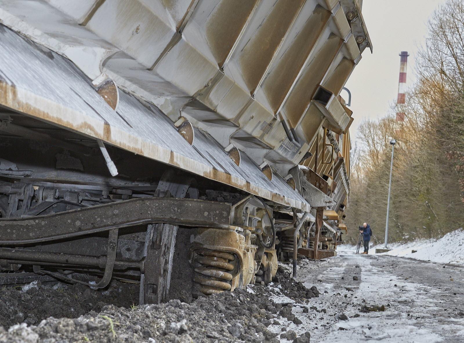 Nancy le 19 mars 2018 deraillement d un train de marchandises transportant du calcaire en provenance de pagny sur meuse et a destination de l usine novacarb une dizaine de wagons s